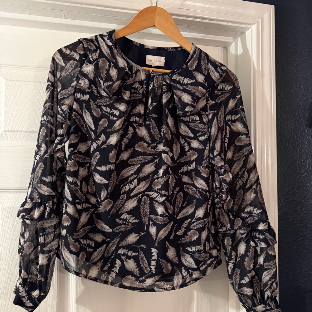 MELLODAY Feather Print Sheer Blouse - Black and White